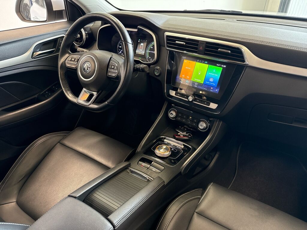 Mg ZS 2021 Valkoinen