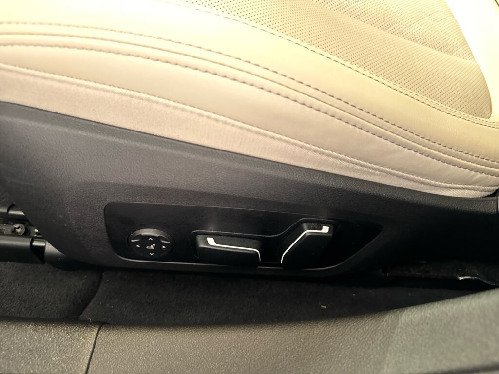 BMW I4 M50 2024 Sininen