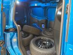 Ford Transit Courier 2025 Sininen