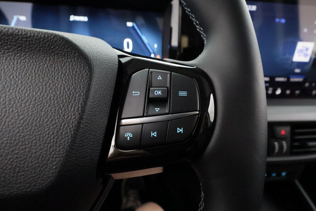 Ford Tourneo Courier 2025 Sininen