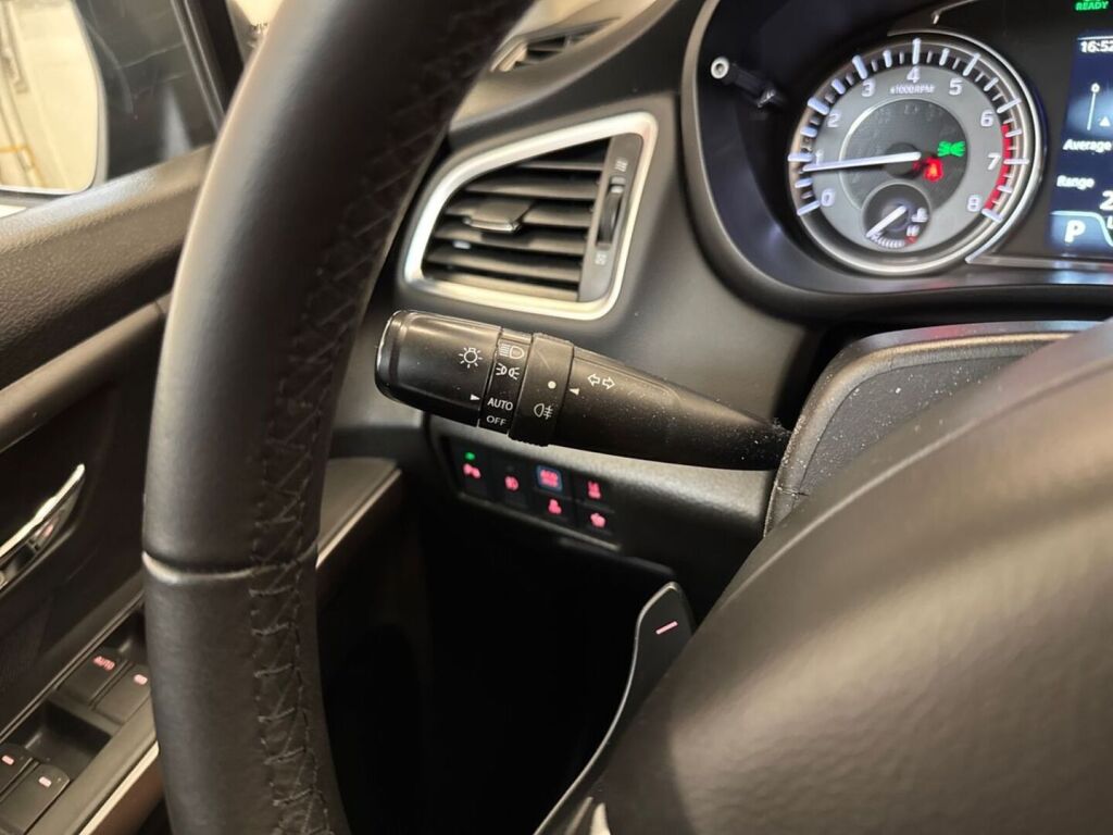 Suzuki S-Cross 2024 Musta