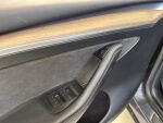 Tesla Model Y 2021 Harmaa