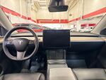 Tesla Model Y 2021 Harmaa