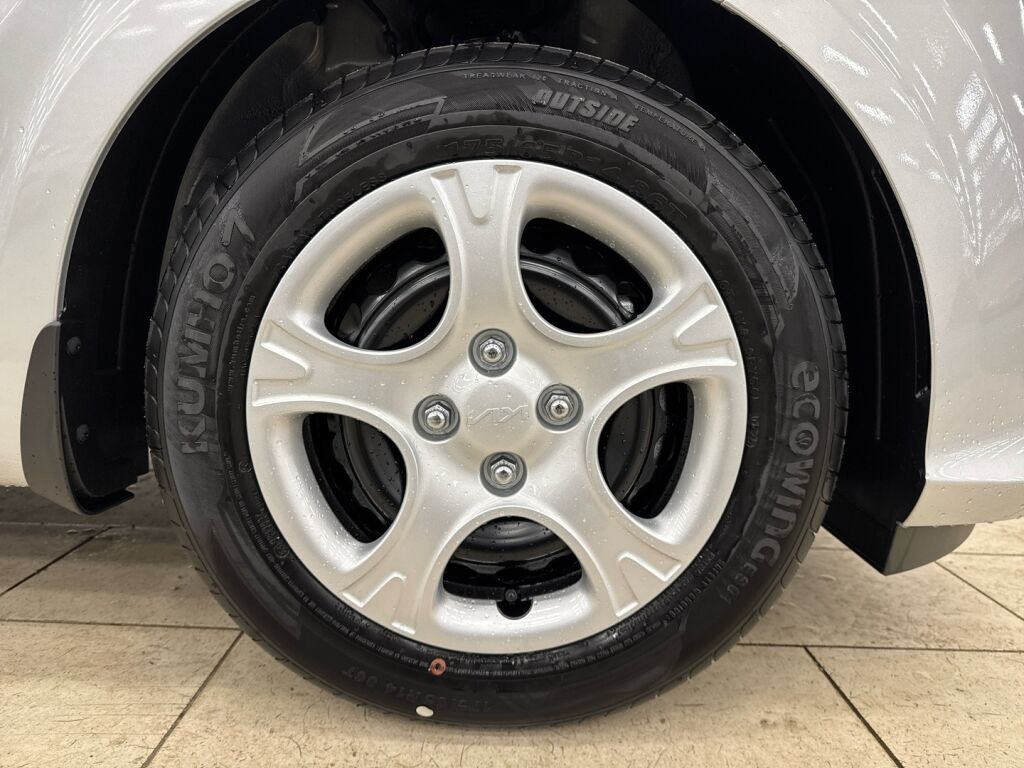 Kia Picanto 2025 Harmaa