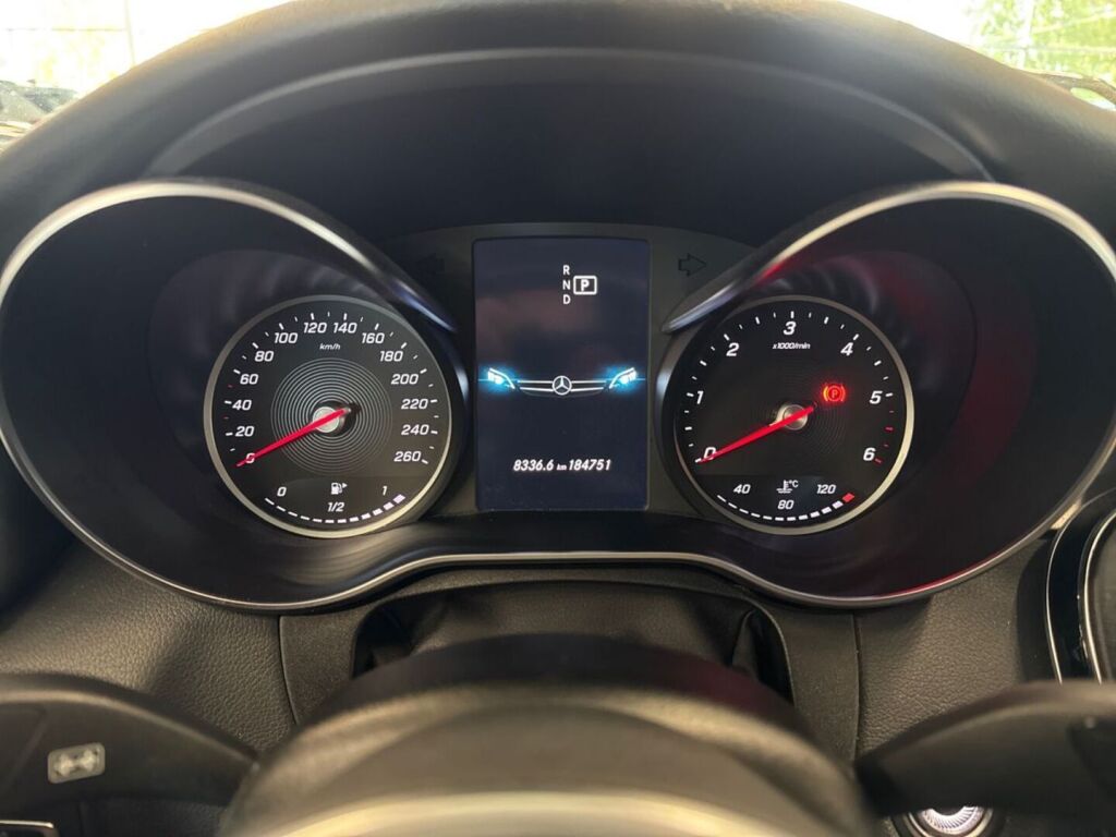 Mercedes-Benz C 2019 Musta