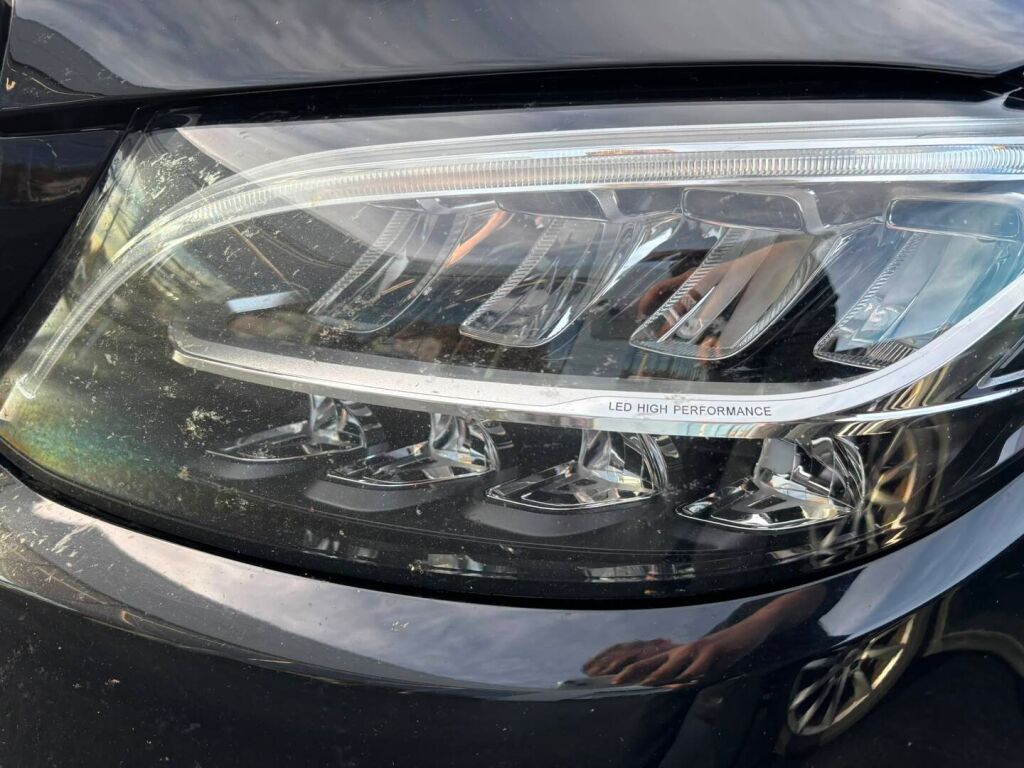 Mercedes-Benz C 2019 Musta
