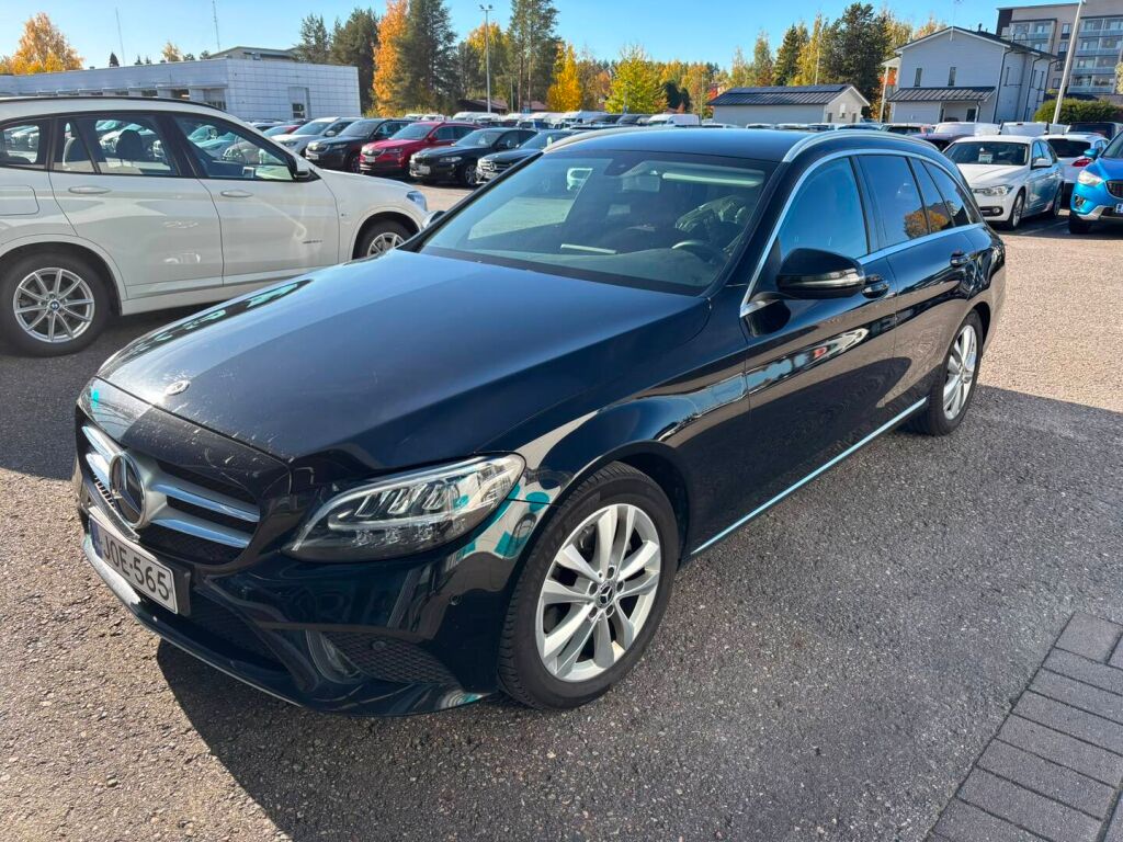 Mercedes-Benz C 2019 Musta