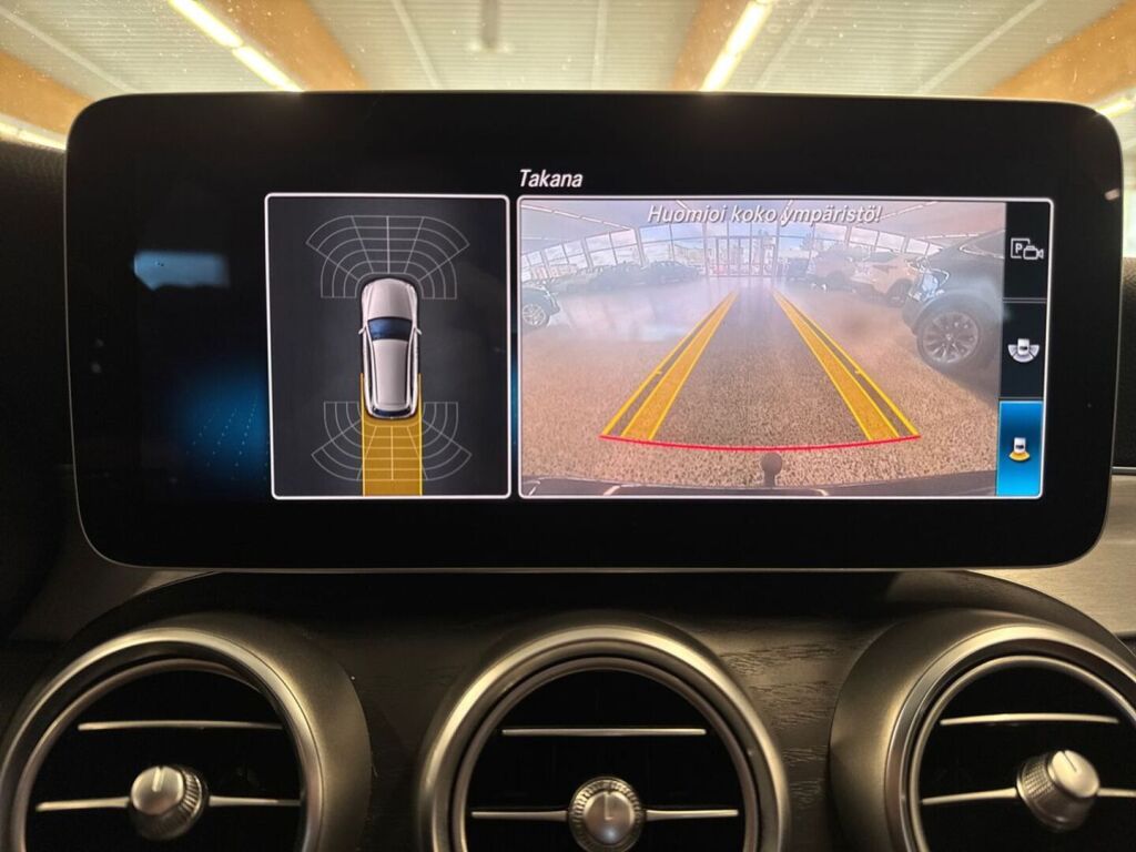 Mercedes-Benz C 2019 Musta