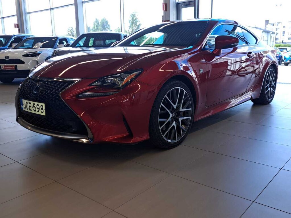 Lexus RC 2016 Punainen