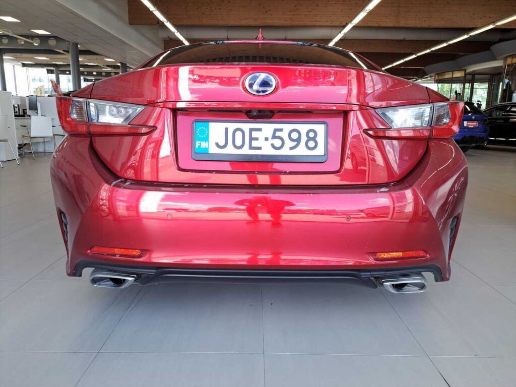 Lexus RC 2016 Punainen