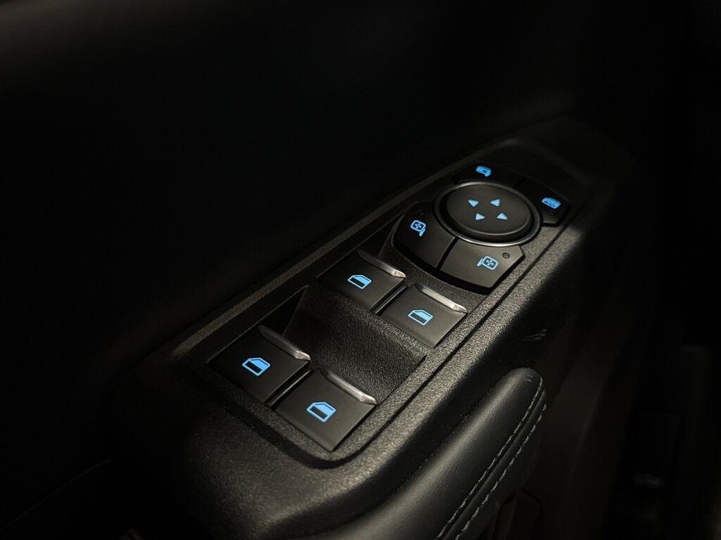 Ford Ranger 2026 Sininen