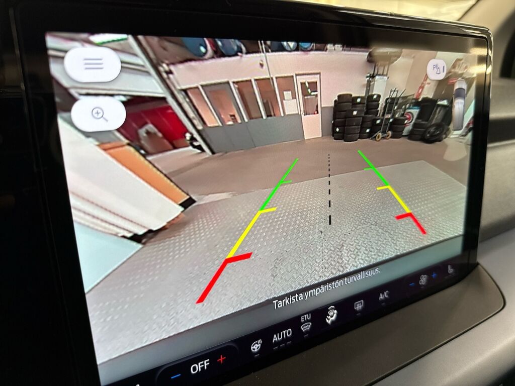 Ford Tourneo Courier 2025 Vihreä