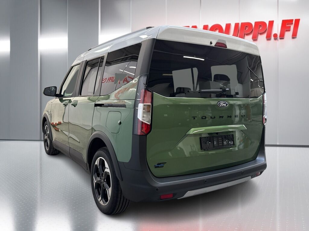 Ford Tourneo Courier 2026 Vihreä