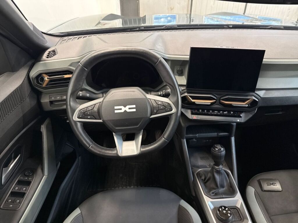 Dacia Bigster 2025 Vihreä