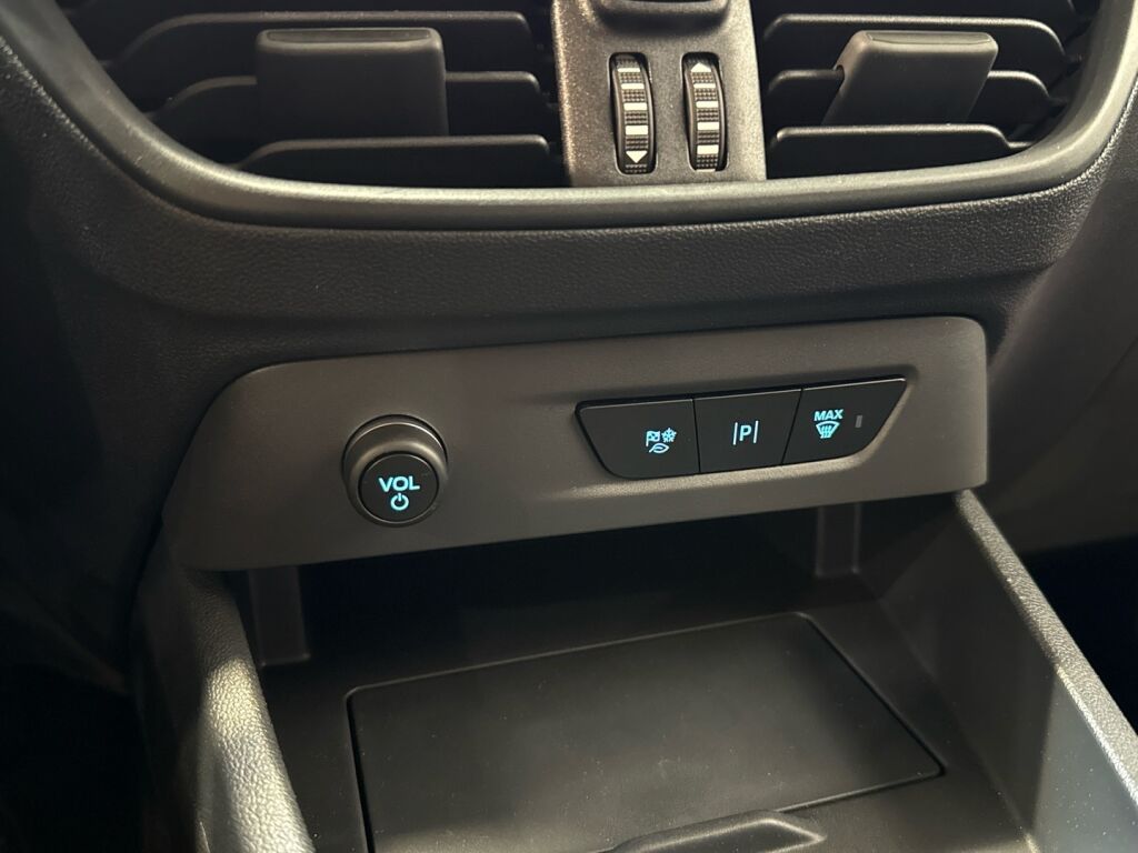 Ford Transit Courier 2025 Frozen White