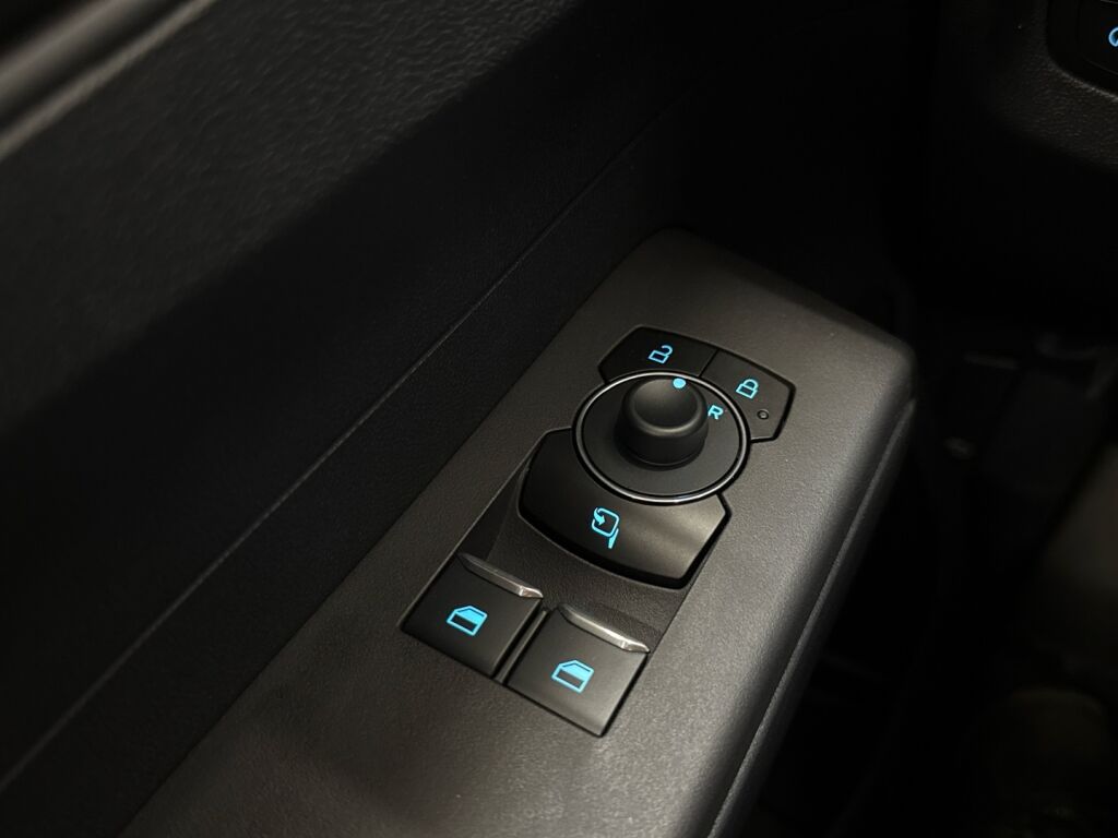 Ford Transit Courier 2025 Frozen White