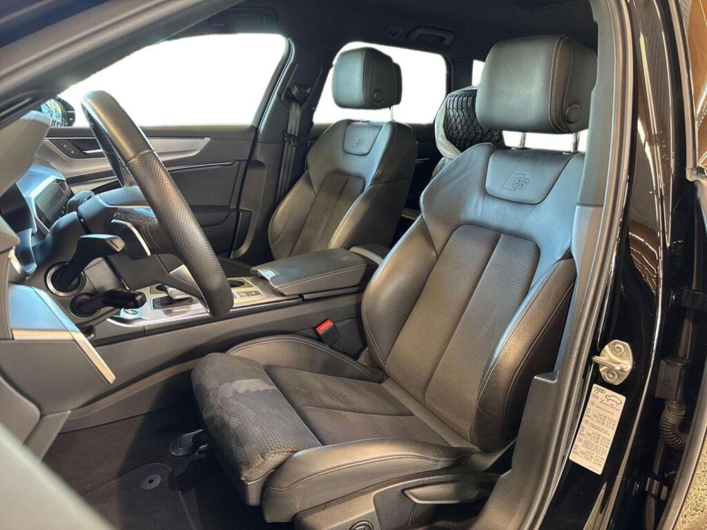 Audi A6 2023 Musta