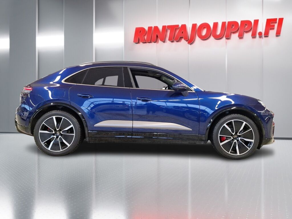 Porsche Macan 2024 Sininen