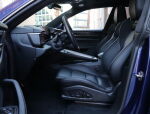Porsche Macan 2024 Sininen