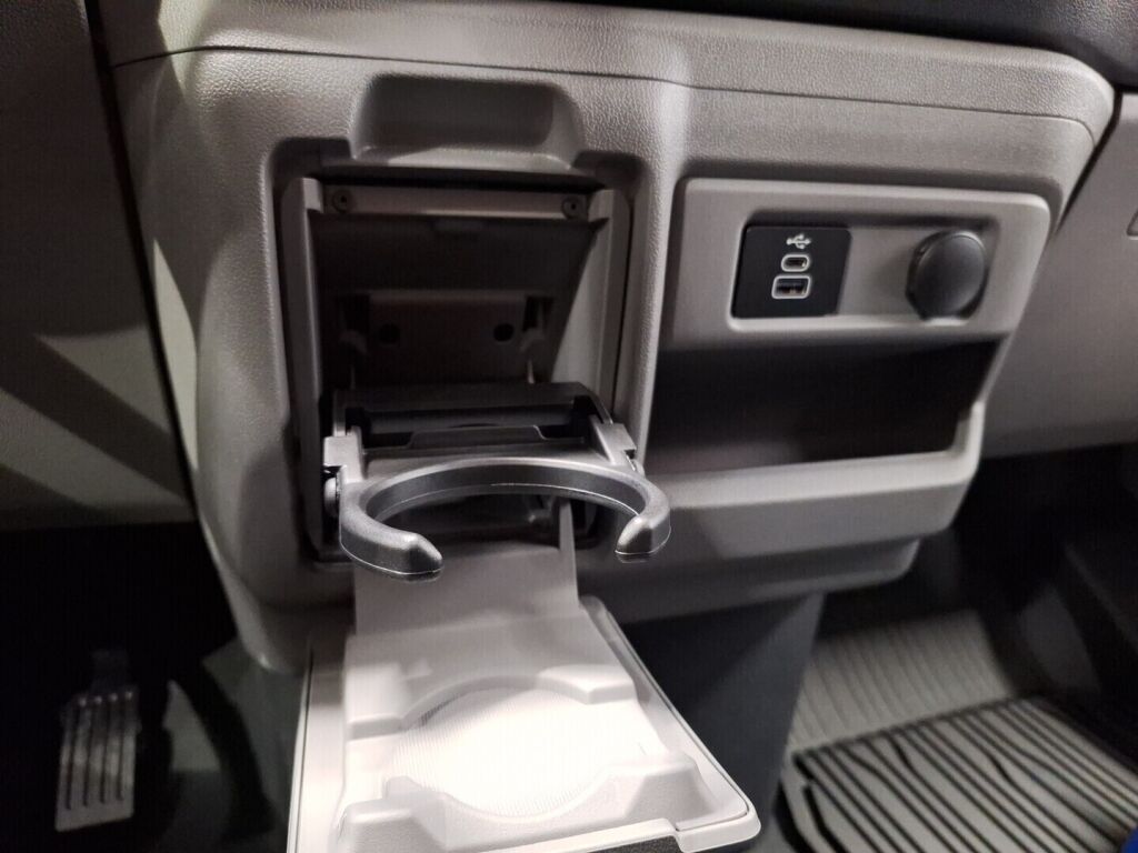 Ford Transit Custom 2025 Sininen