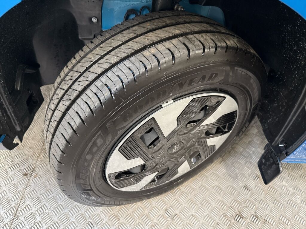 Ford Transit Custom 2026 Sininen