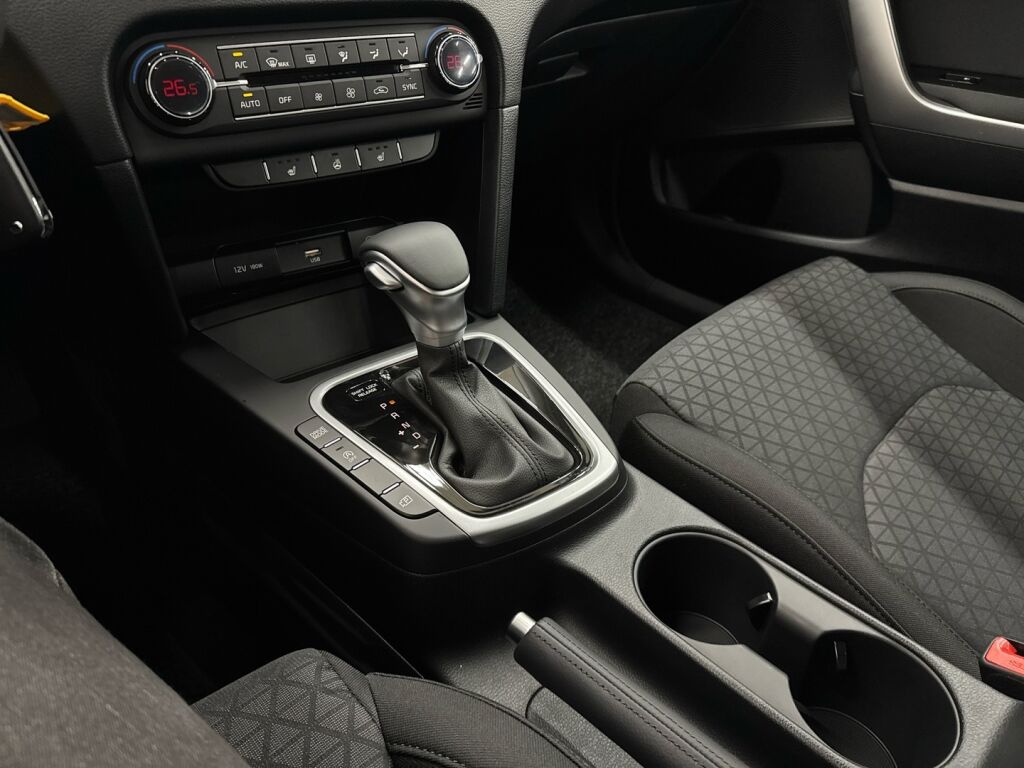 Kia Ceed 2025 Harmaa