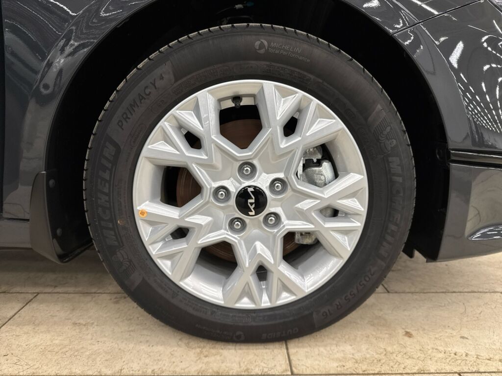 Kia Ceed 2025 Harmaa