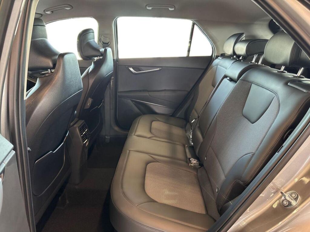 Kia Niro 2025 Harmaa