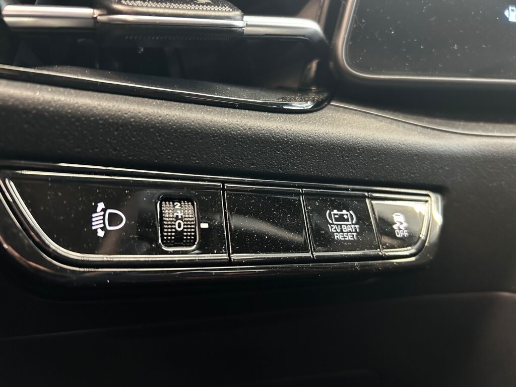 Kia Niro 2025 Harmaa