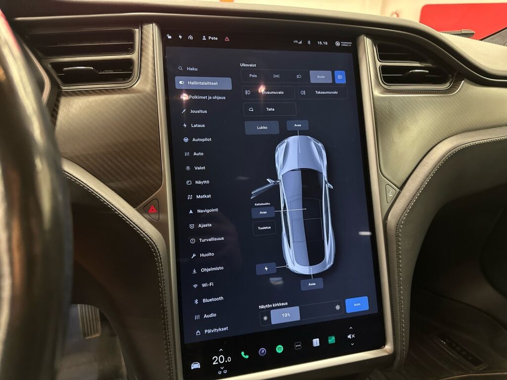 Tesla Model S 2018 Valkoinen
