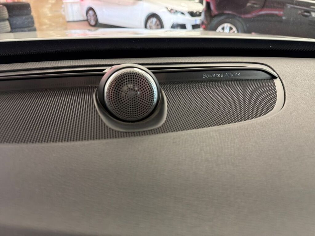 Volvo XC90 2016 Valkoinen