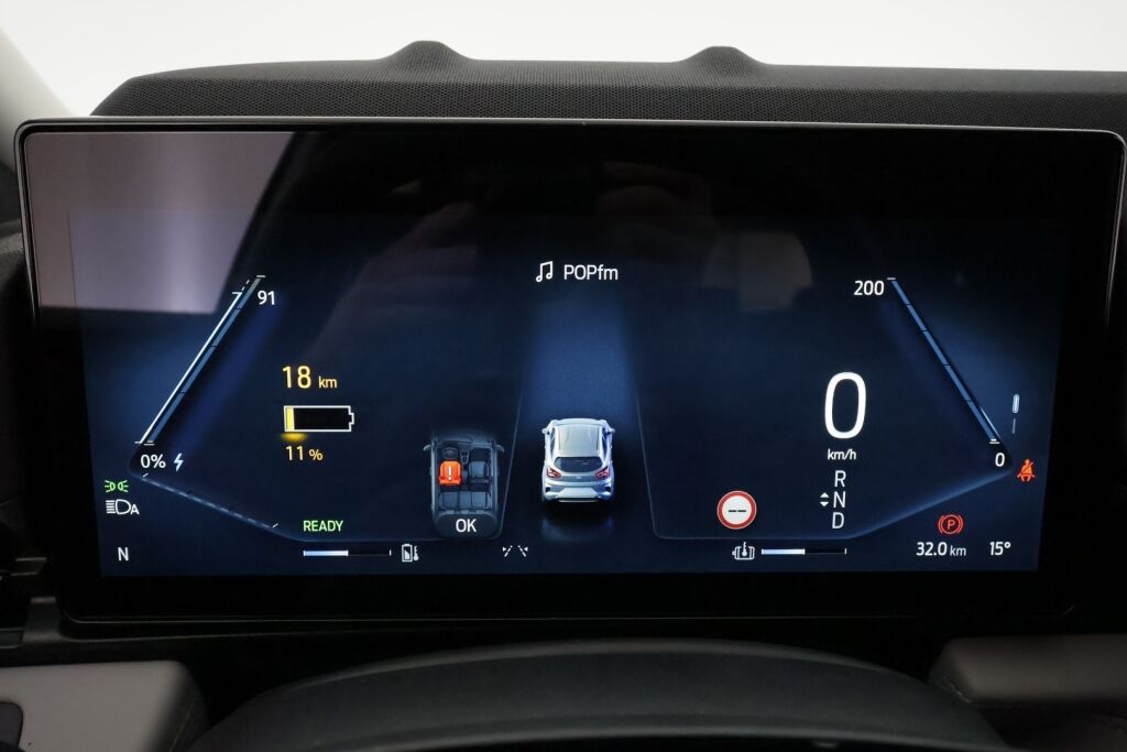 Ford Puma Gen-E 2026 Harmaa