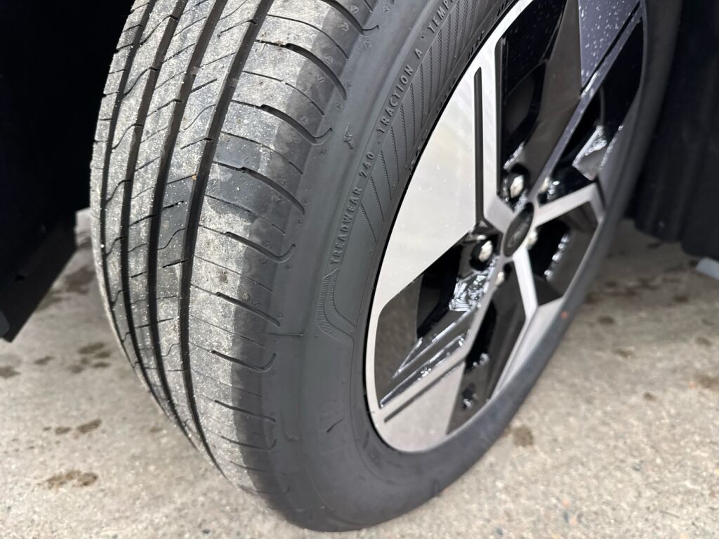 Ford Puma Gen-E 2026 Harmaa