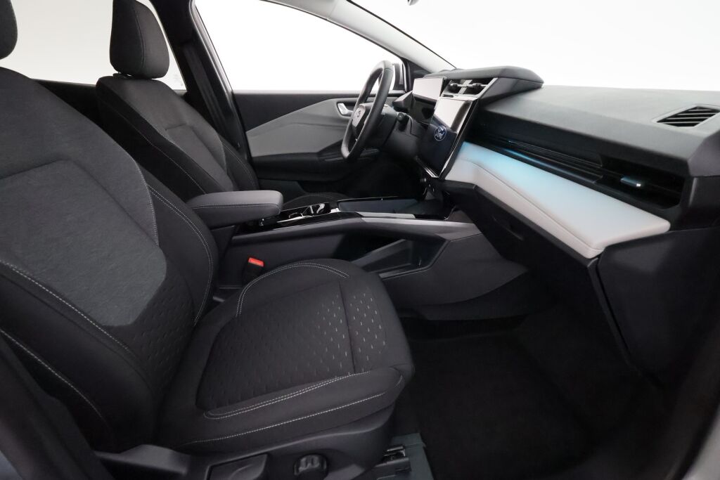 Ford Puma Gen-E 2025 Harmaa