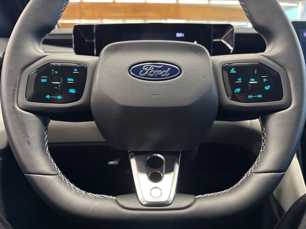 Ford Capri 2026 Magnetic