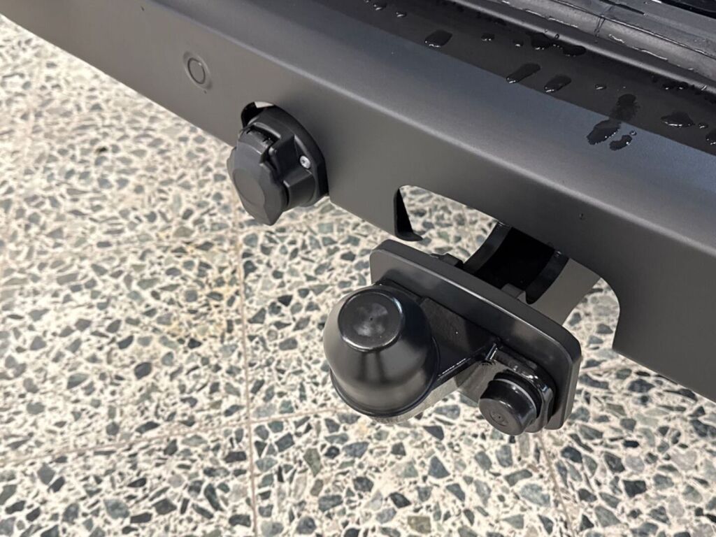 Ford Transit Custom 2026 Agate Black