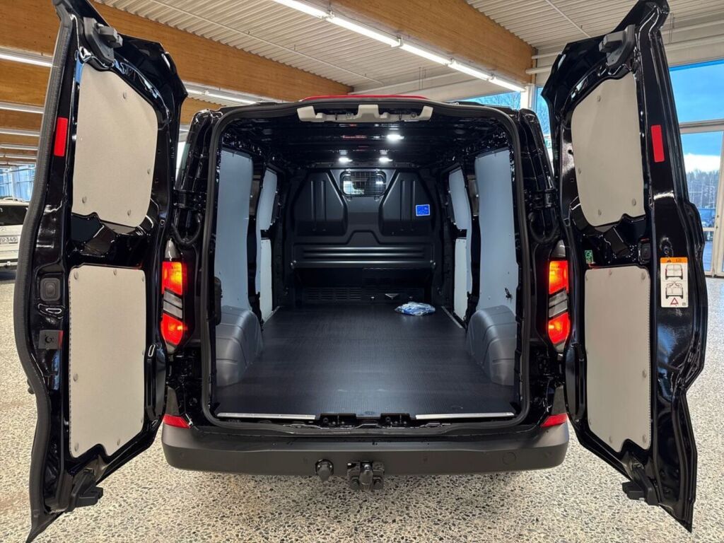Ford Transit Custom 2026 Agate Black
