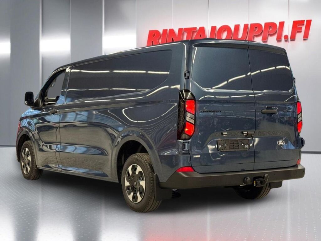 Ford Transit Custom 2026 Chrome Blue