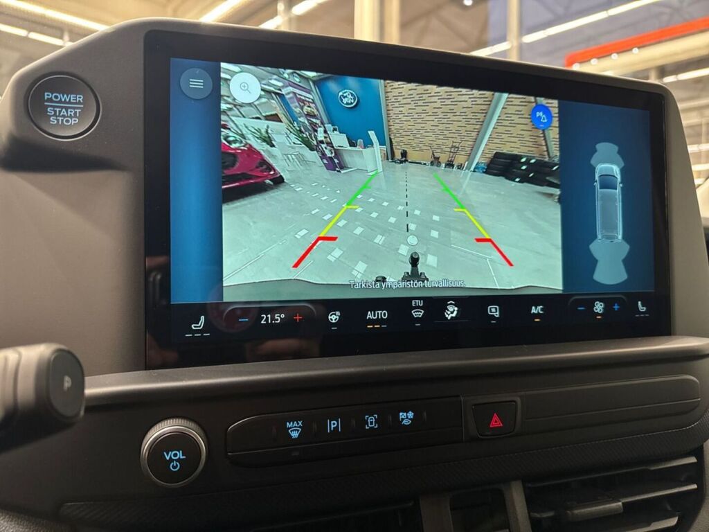 Ford Transit Custom 2026 Chrome Blue