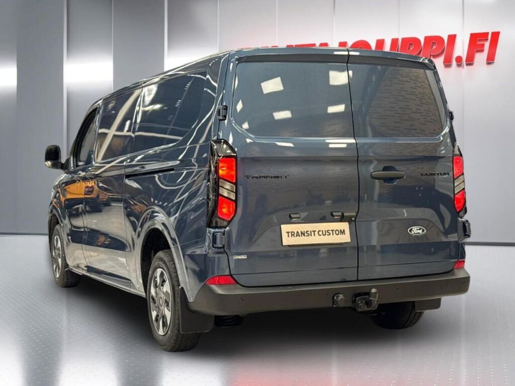 Ford Transit Custom 2026 Chrome Blue