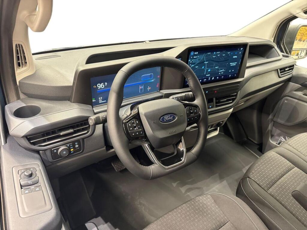 Ford Transit Custom 2026 Chrome Blue