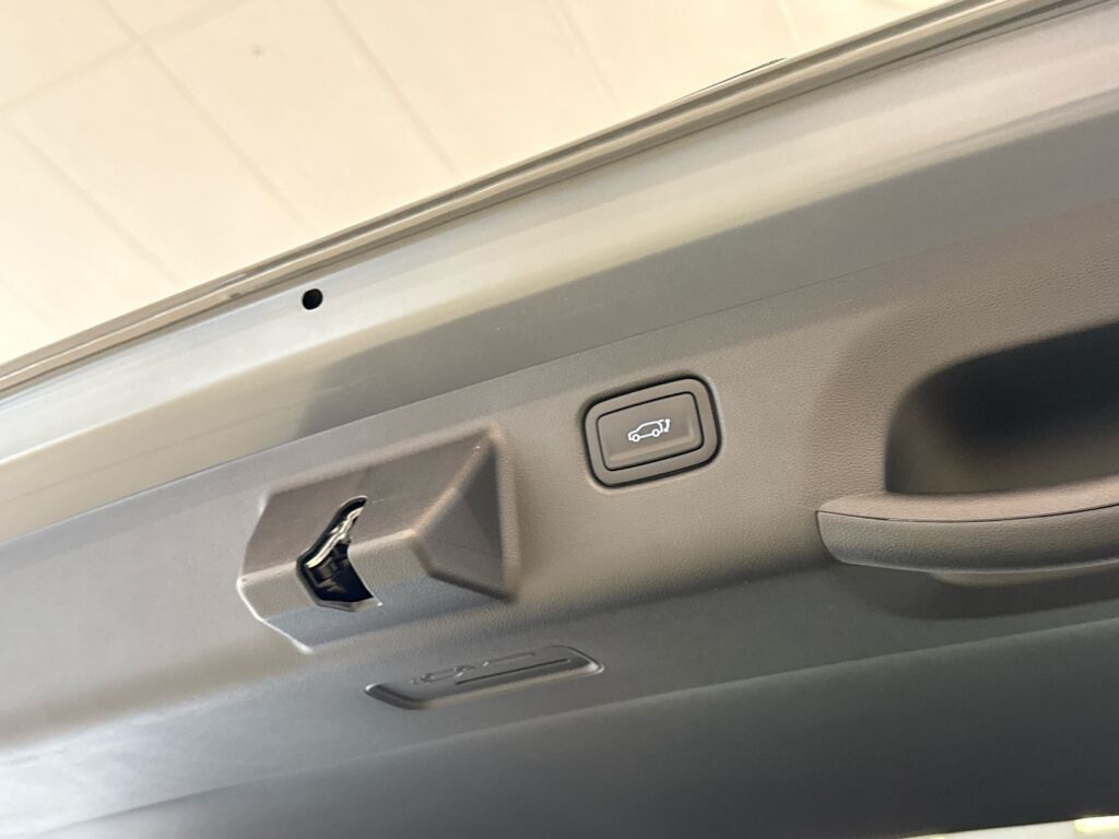 Hyundai KONA Electric 2025 