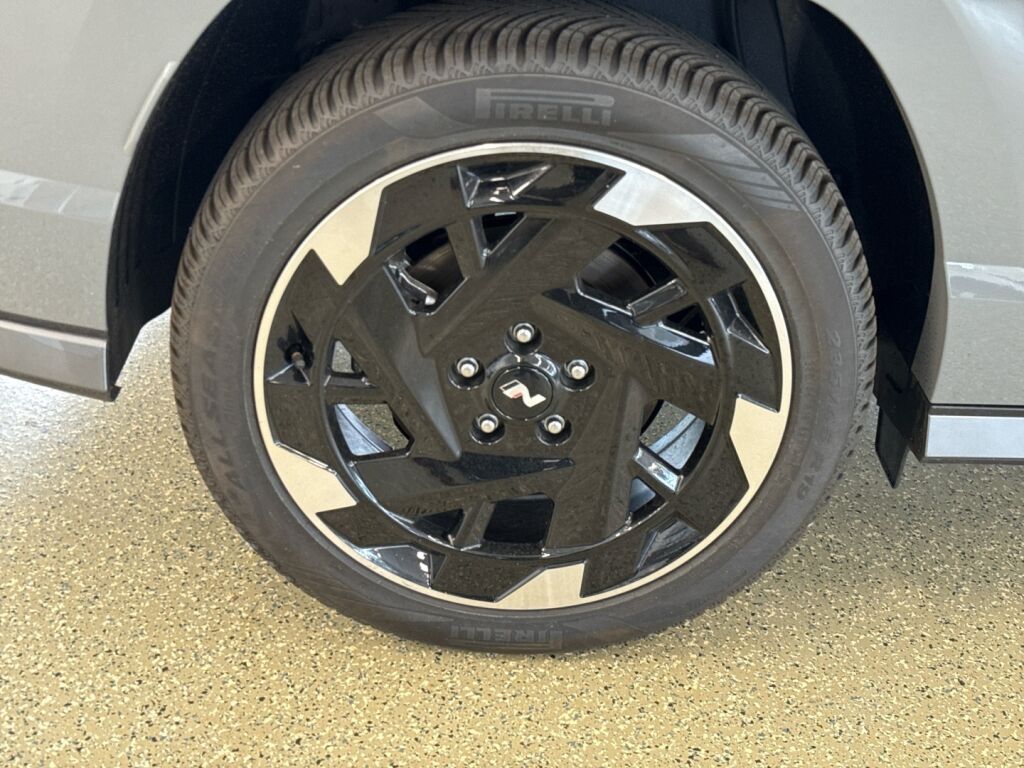 Hyundai KONA Electric 2025 