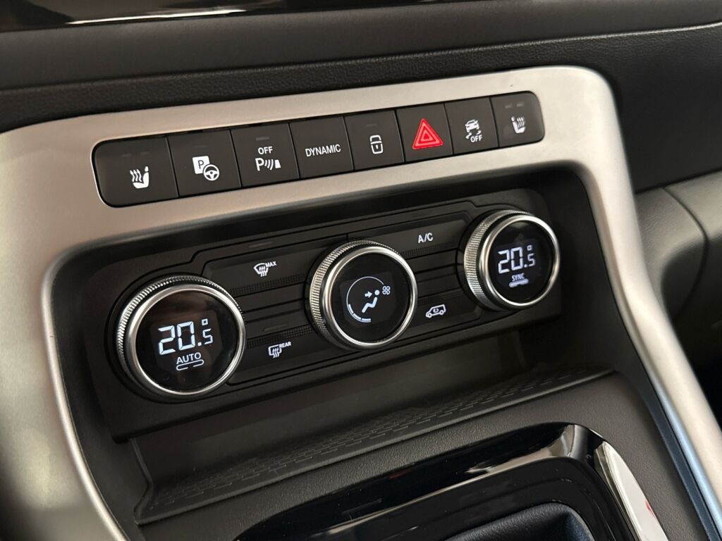 Mercedes-Benz EQT 2023 Harmaa