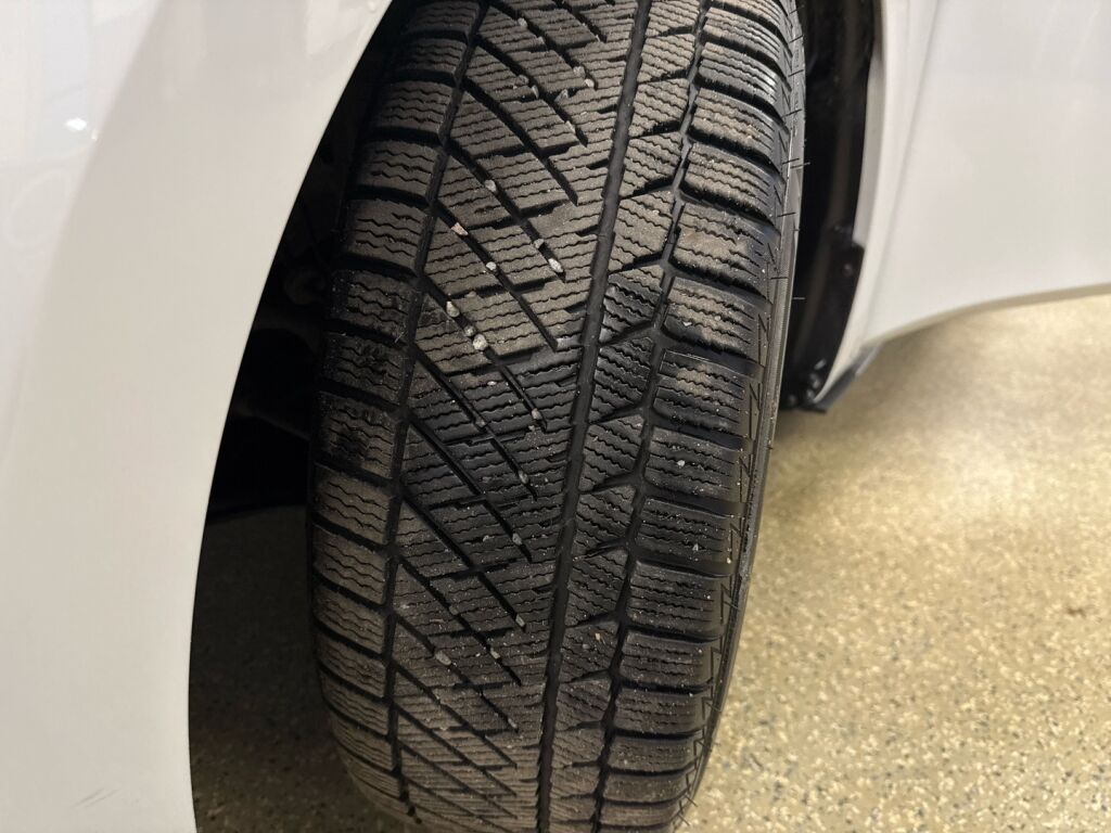 Volkswagen ID.3 2021 Valkoinen