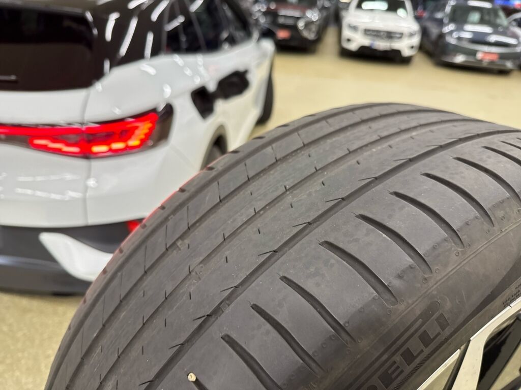 Volkswagen ID.4 2022 Valkoinen