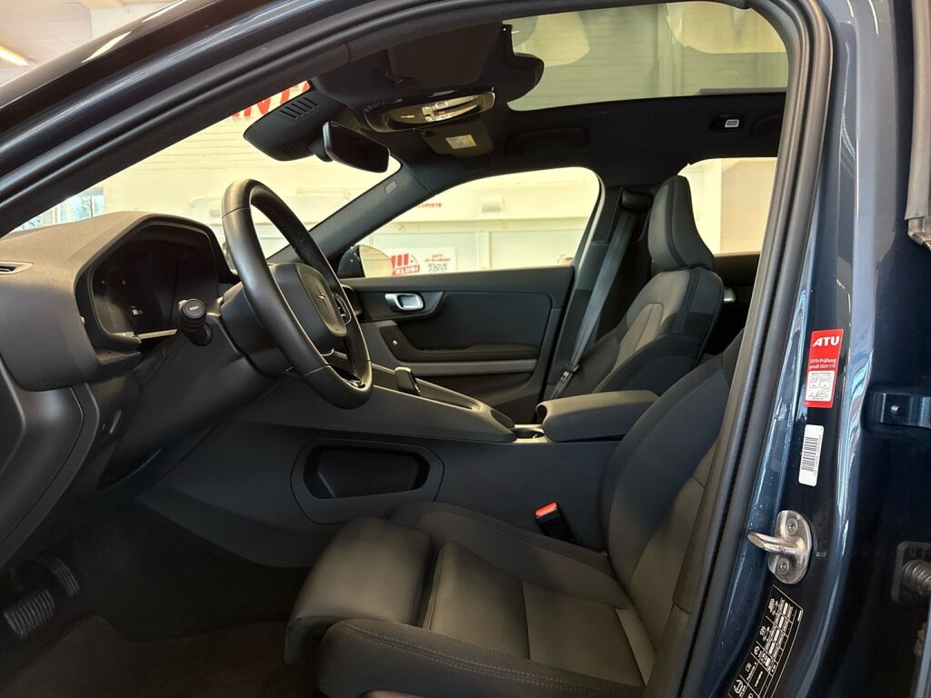 Polestar 2 2023 Midnight