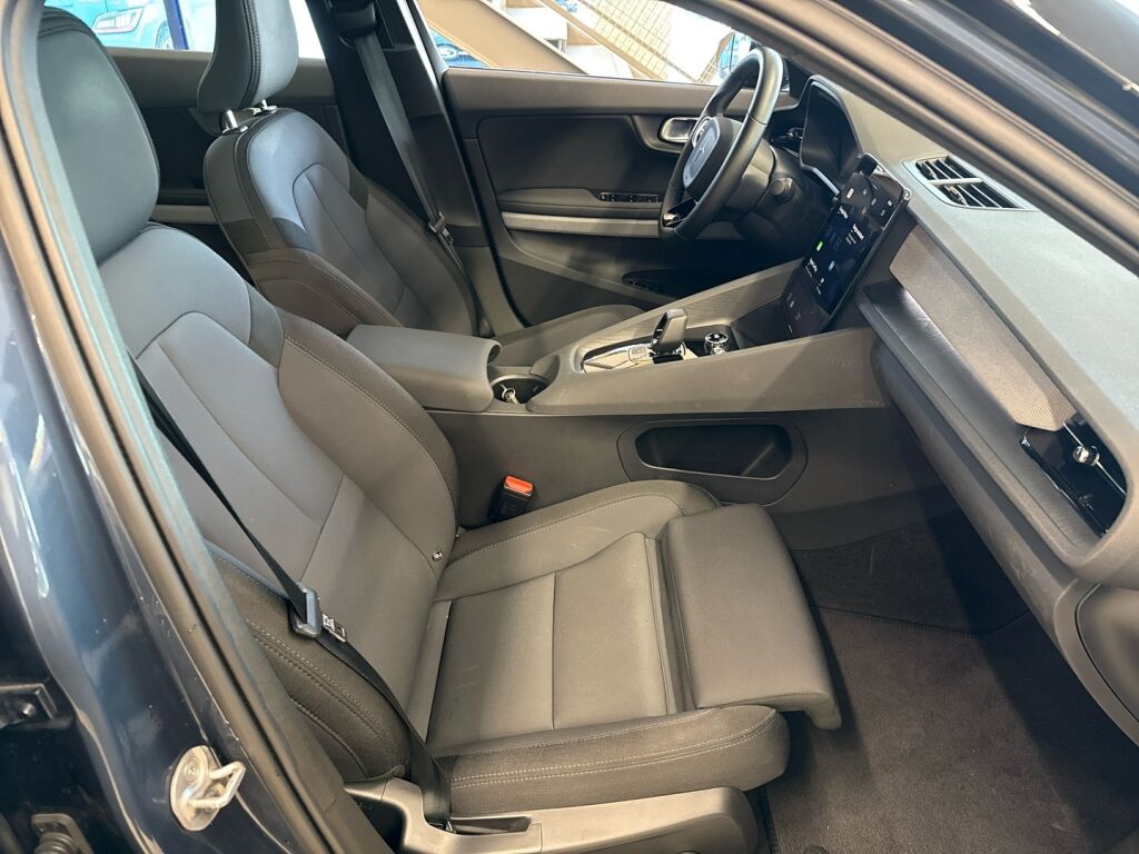 Polestar 2 2023 Midnight