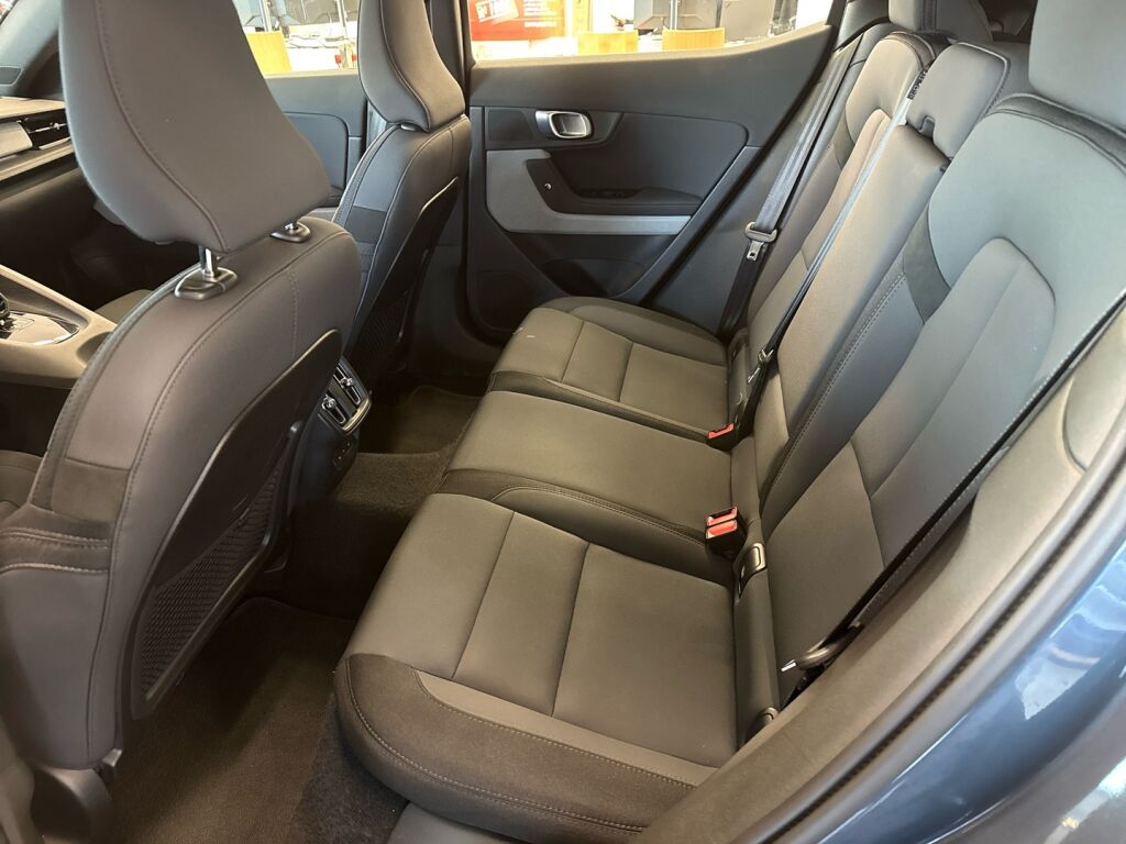 Polestar 2 2023 Midnight