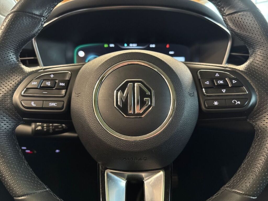 Mg Marvel R 2022 Musta